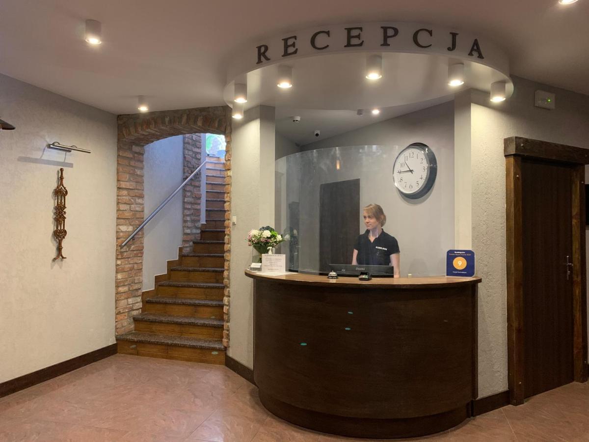 Hotel Kameleon タルノブジェク エクステリア 写真