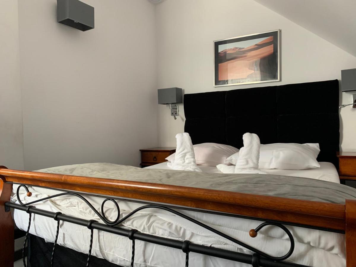 Hotel Kameleon タルノブジェク エクステリア 写真