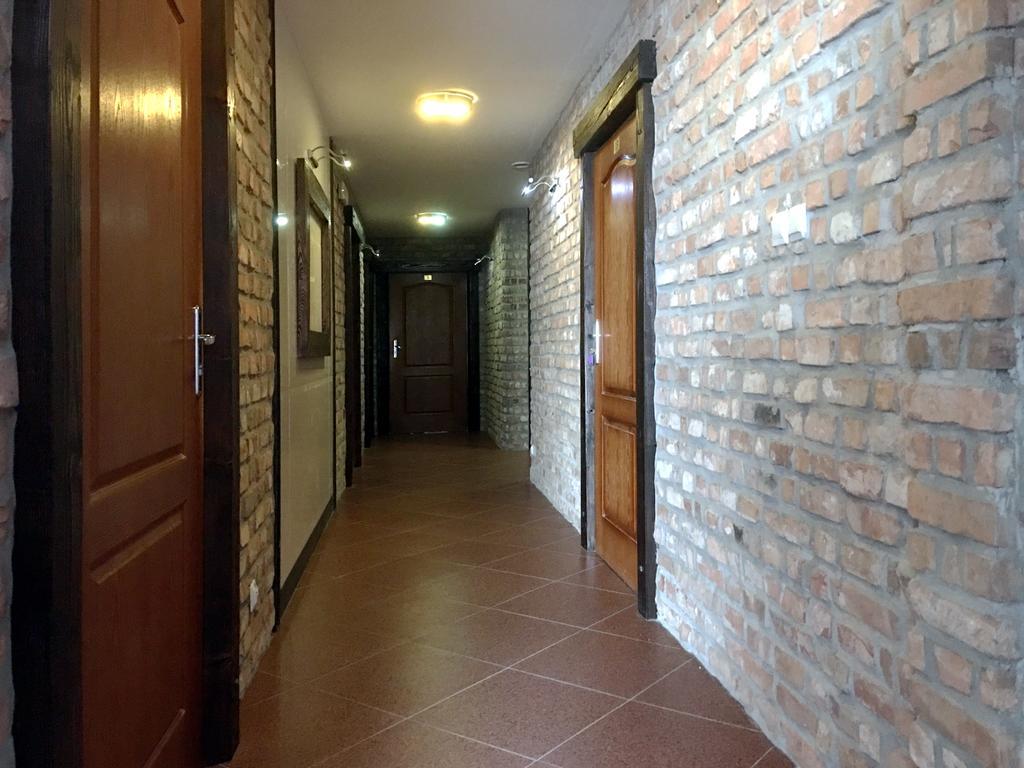 Hotel Kameleon タルノブジェク エクステリア 写真